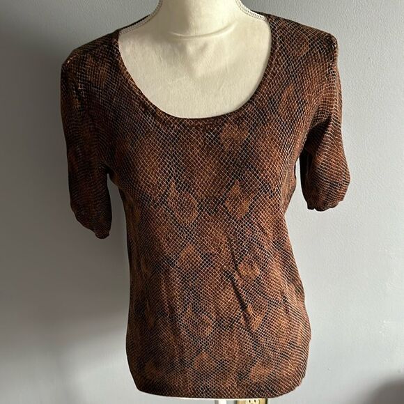 White House Black Market Tops - White House Black Market Top!